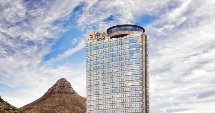 Hotel Ritz Cape Town que abre após renovação de €8 milhões