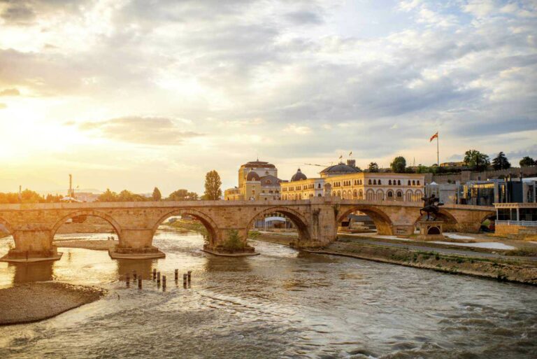 Skopje na Macedónia vai receber 4 voos por semana da Qatar Airways