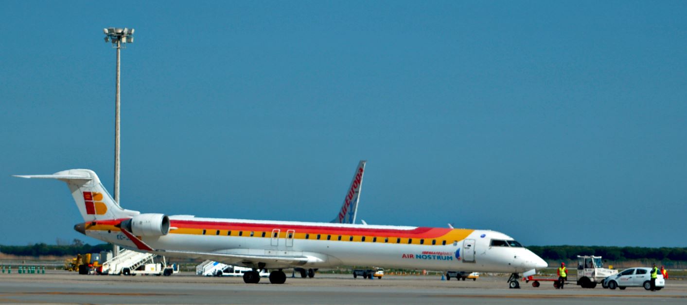 Air Nostrum Iberia Regional tem voos nos dias úteis entre Barcelona e Valência
