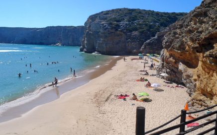 Praia do Beliche na zona de Sagres no Algarve em Portugal