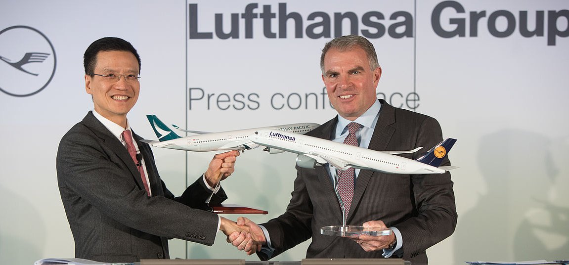 CEO da Cathay Pacific e Lufthansa Group assinam parceria
