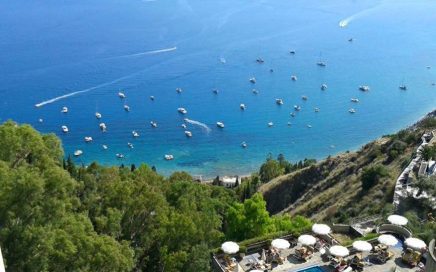 Vista de cima do hotel Eurostars Monte Tauro na Sicilia