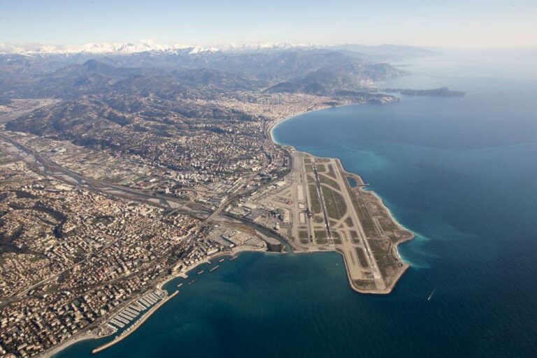 Aeroporto de Nice vai receber voos com o A380 da Emirates