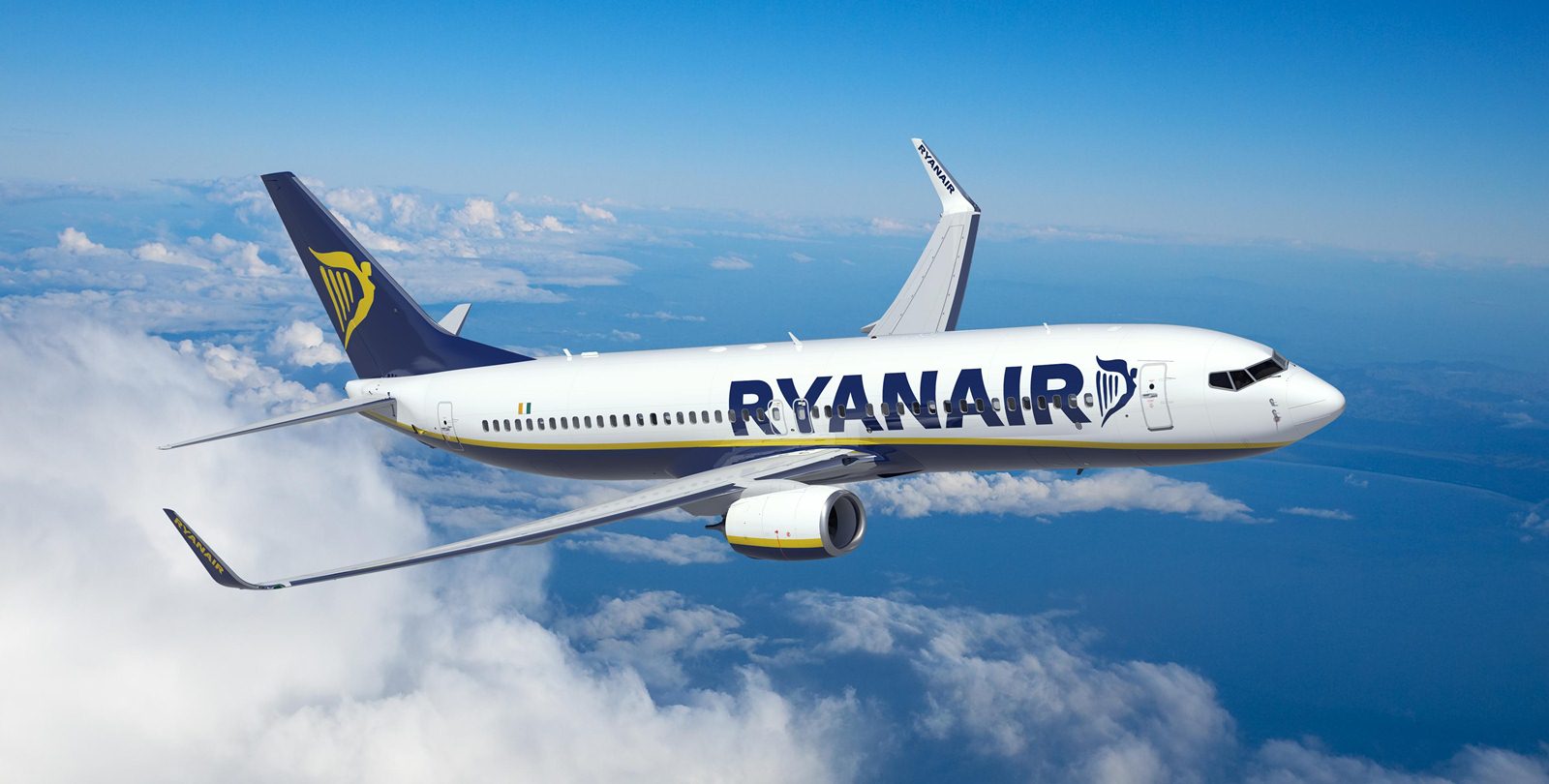 aeronave da Ryanair na rota entre Lisboa e Ponta Delgada nos Açores