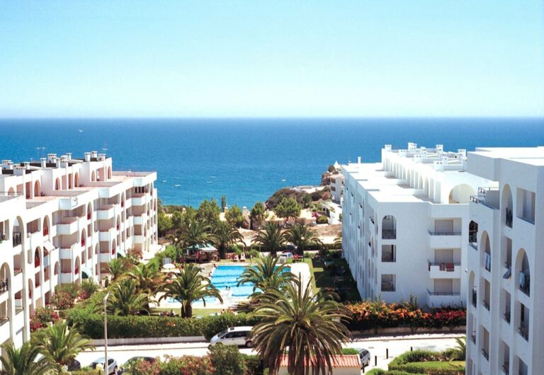 Hotel Be Smart Terrace Algarve em Porches perto da Praia Nossa Senhora da Rocha