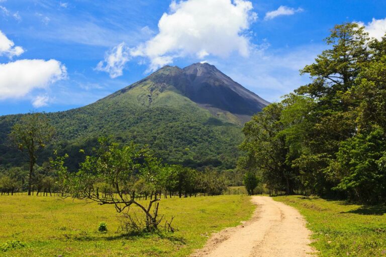 Paisagem natural da Costa Rica para onde a KLM vai ter voos