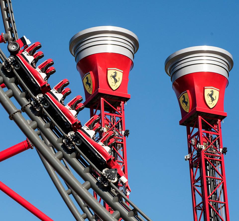 Montanha Russa do Ferrari Land