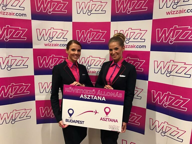 Apresentação dos voos low cost entre Budapeste e Astana pela Wizz Air