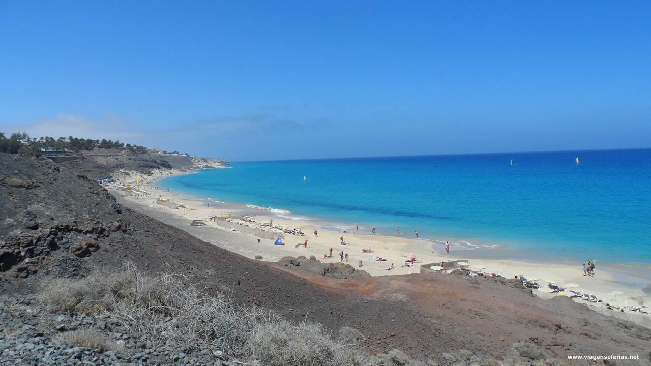 Praia em Fueteventura nas ilhas Canárias