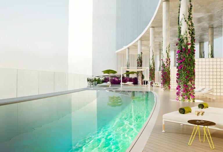 Piscina do hotel Hilton Tanger City Center Hotel & Residences