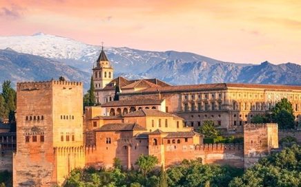 Vista geral do Palácio Alhambra em Granada