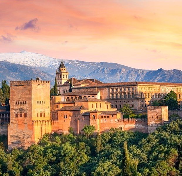 Vista geral do Palácio Alhambra em Granada