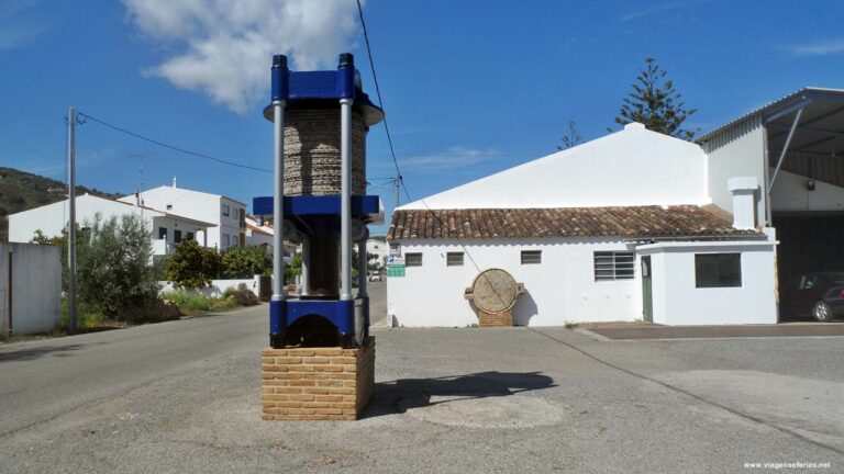 Monumento Industrial de produção de Azeite em Santa Catarina da Fonte do Bispo