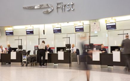 Check-in no First Wing da British Airways em Heathrow