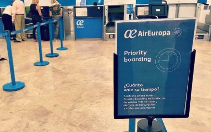 Balcão de check-in prioritário da Air Europa