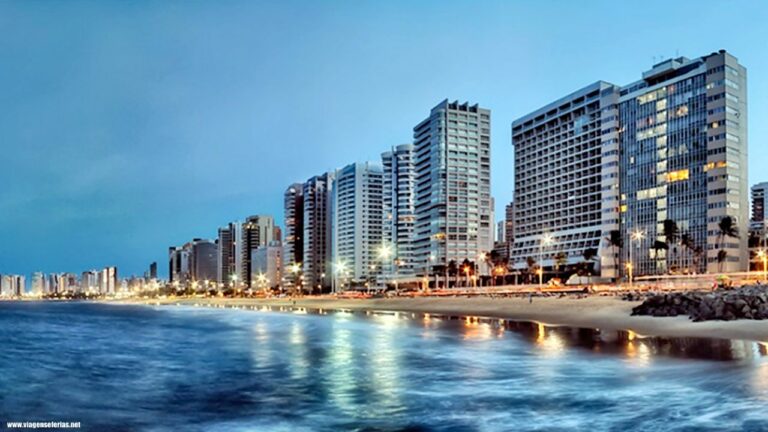 Beira-mar da cidade de Fortaleza no Brasil