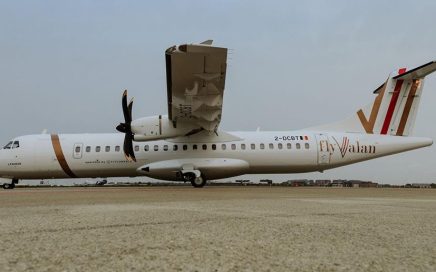 Aeronave ATR 72-500 da companhia aérea FlyValan