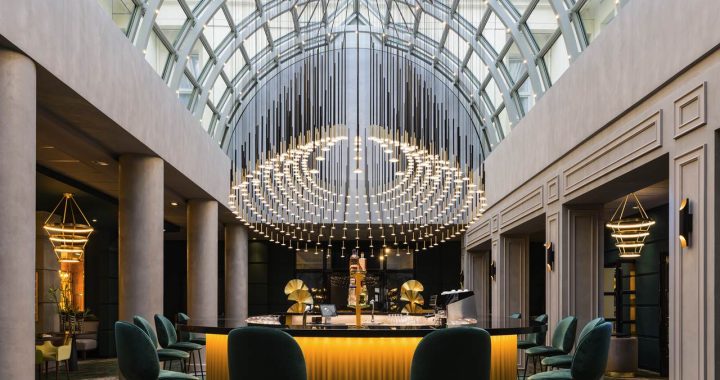 Salão no Hôtel Le Louis Versailles Château, MGallery by Sofitel