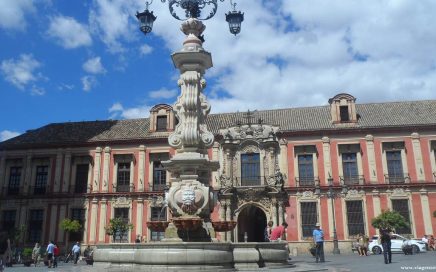 Plaza Virgen de Los Reys em Sevilha junto à catedral
