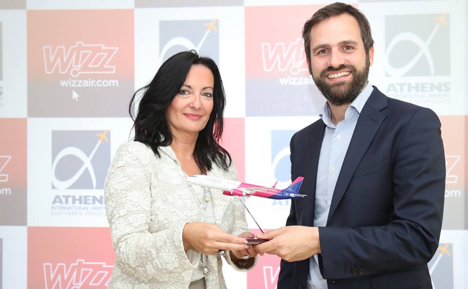 Apresentação das 8 rotas da low cost Wizz Air em Atenas