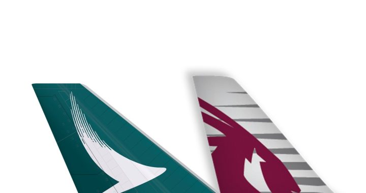 Caudas das aeronaves da Cathay Pacific e Qatar Airways