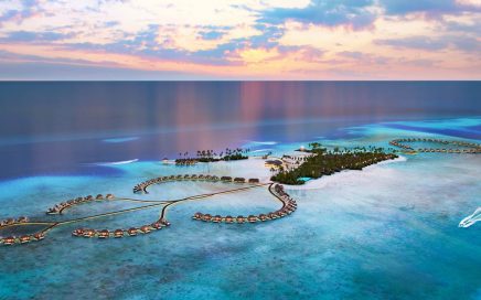 O hotel resort Radisson Blu Maldivas visto de cima no atol Alifu Dhaalu