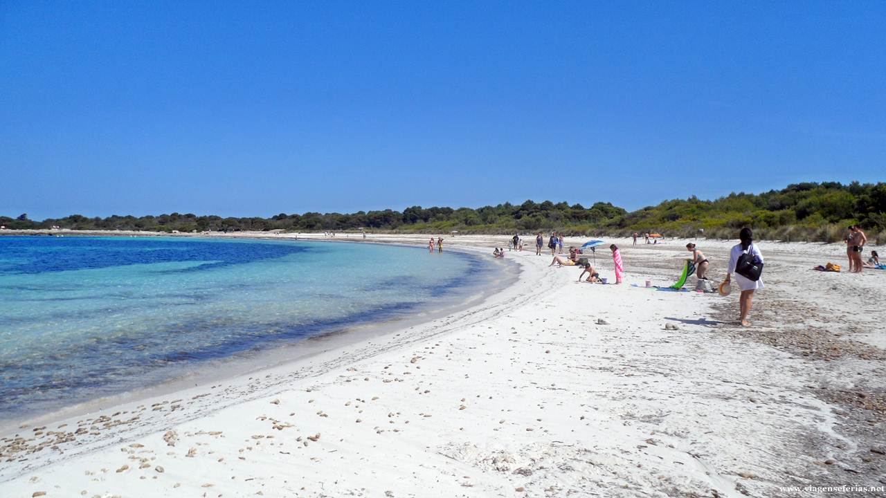 Praia da Bellavista em Son Saura na ilha Balear de Menorca