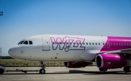 Chegada de uma nova aeronave da companhia low cost Wizz Air