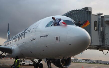 Voo inaugural da Aigle Azur entre Paris e Berlim