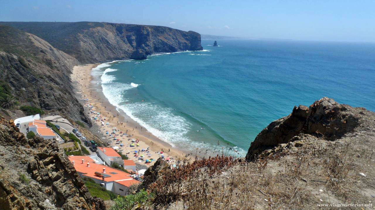 Praia da Arrifana vista da Falésia