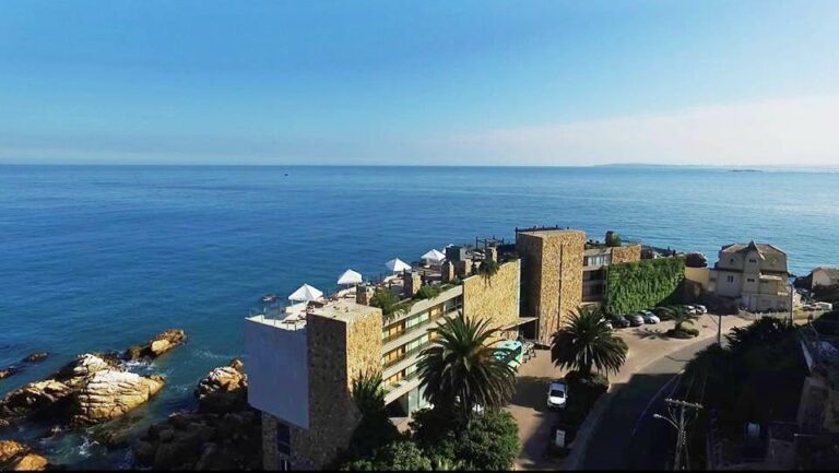 O hotel Radisson Blu Acqua Hotel & Spa Concon visto de cima