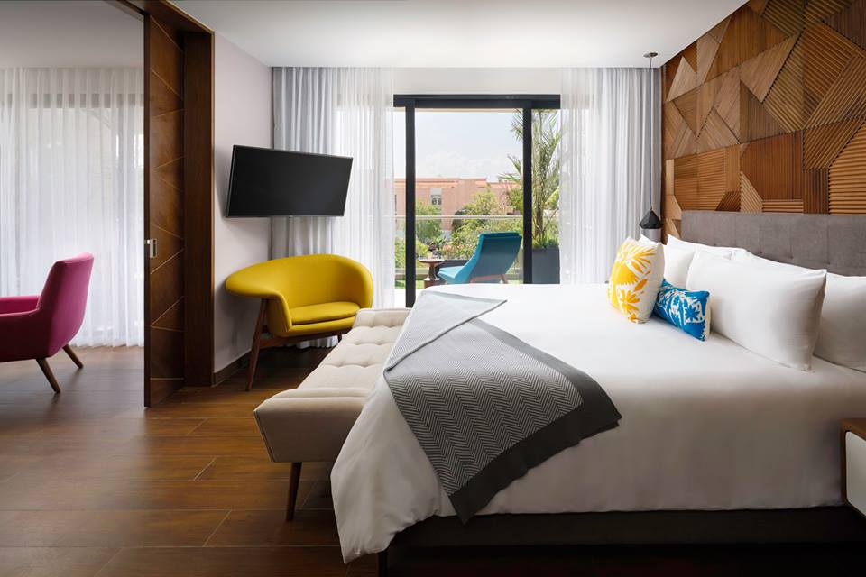 Quarto do The Fives Downtown Hotel & Residences, Curio Collection by Hilton