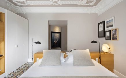 Quarto do Hotel Alexandra, Curio Collection by Hilton