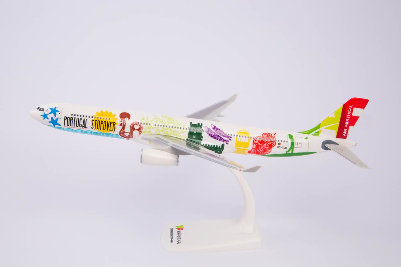 Modelo de avião à venda na loja online da TAP Air Portugal