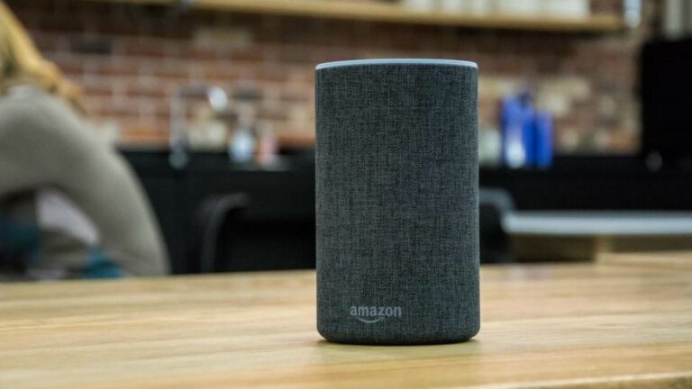 Alexa da Amazon dá em tempo real informações sobre os voos em Londres heathrow