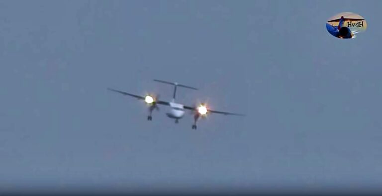 Bombardier Q400 da Eurowings a aterrar sob tempestade Friederike