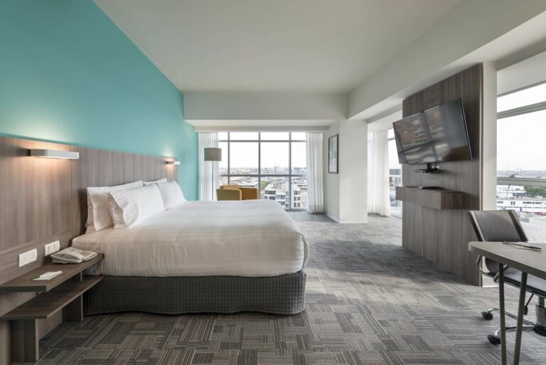 Quarto do hotel Holiday Inn Lima Airport no Peru
