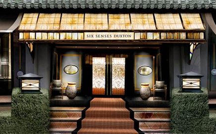 Entrada do hotel Six Senses Duxton em Singapura