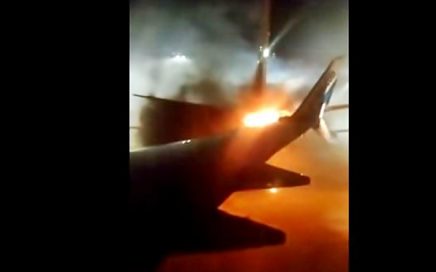 Incêndio da colisão do avião da Sunwing com o da WestJet