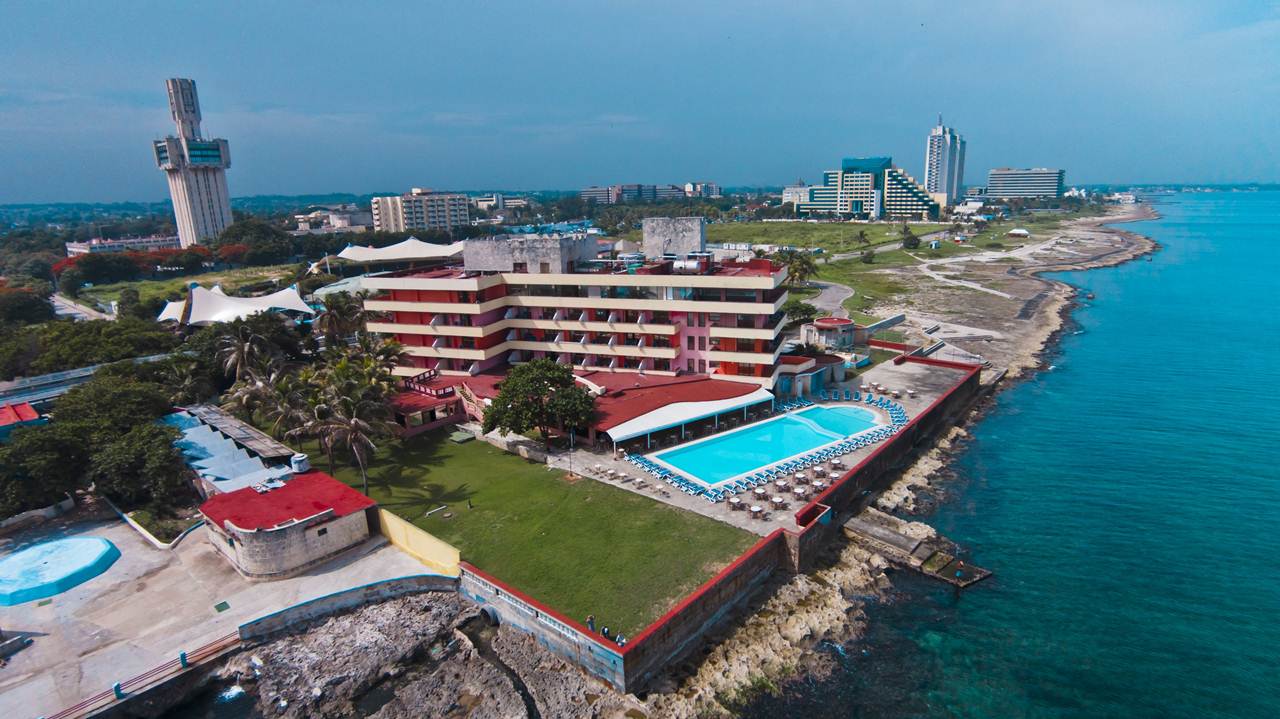 Vista superior do hotel Chateau Miramar by Be Live em Havana Cuba