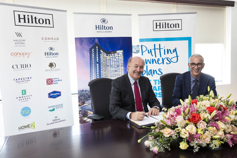 Assinatura do hotel Hilton Rabat que irá abrir em 2022 na capital de Marrocos