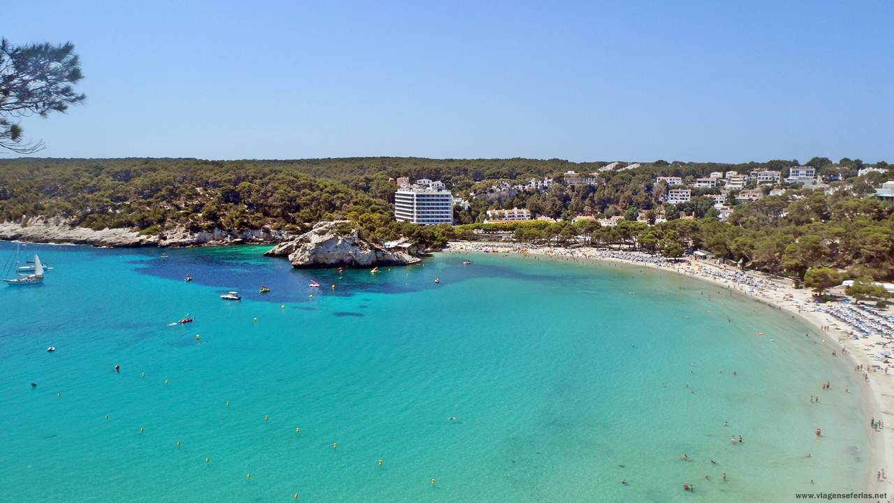Praia Galdana na ilha de Menorca em Espanha