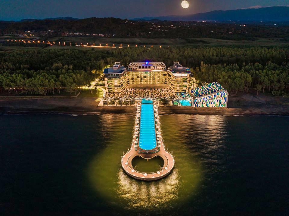 Hotel Paragraph Resort & Spa visto de cima a partir do Mar Negro