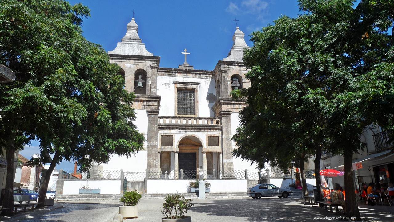 A Igreja de Santa Maria da Graça ou Sé de Setúbal em Portugal