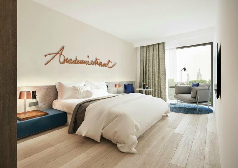 Radisson Blu abre hotel em Bruges conhecida como Veneza do Norte