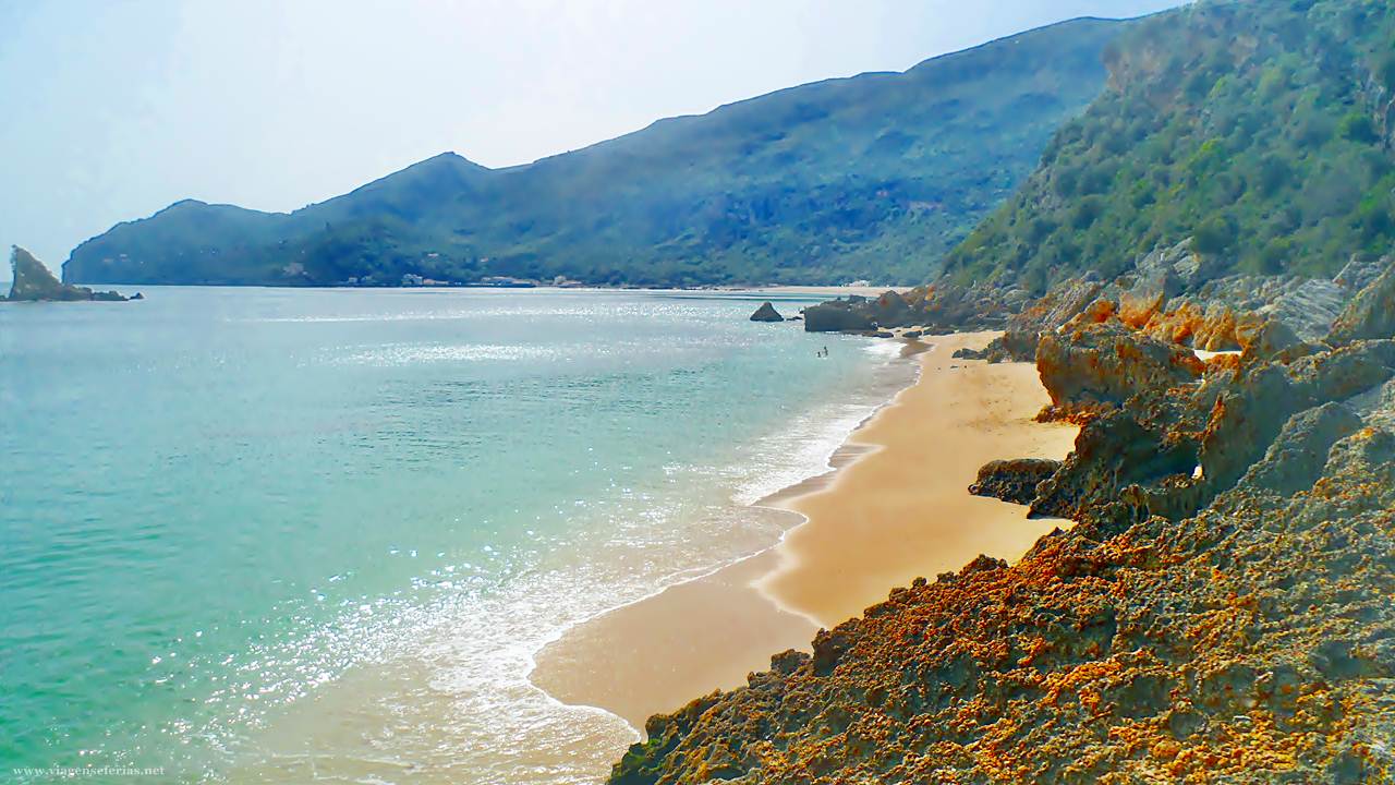 Praia da Anicha na Arrábida em Setúbal
