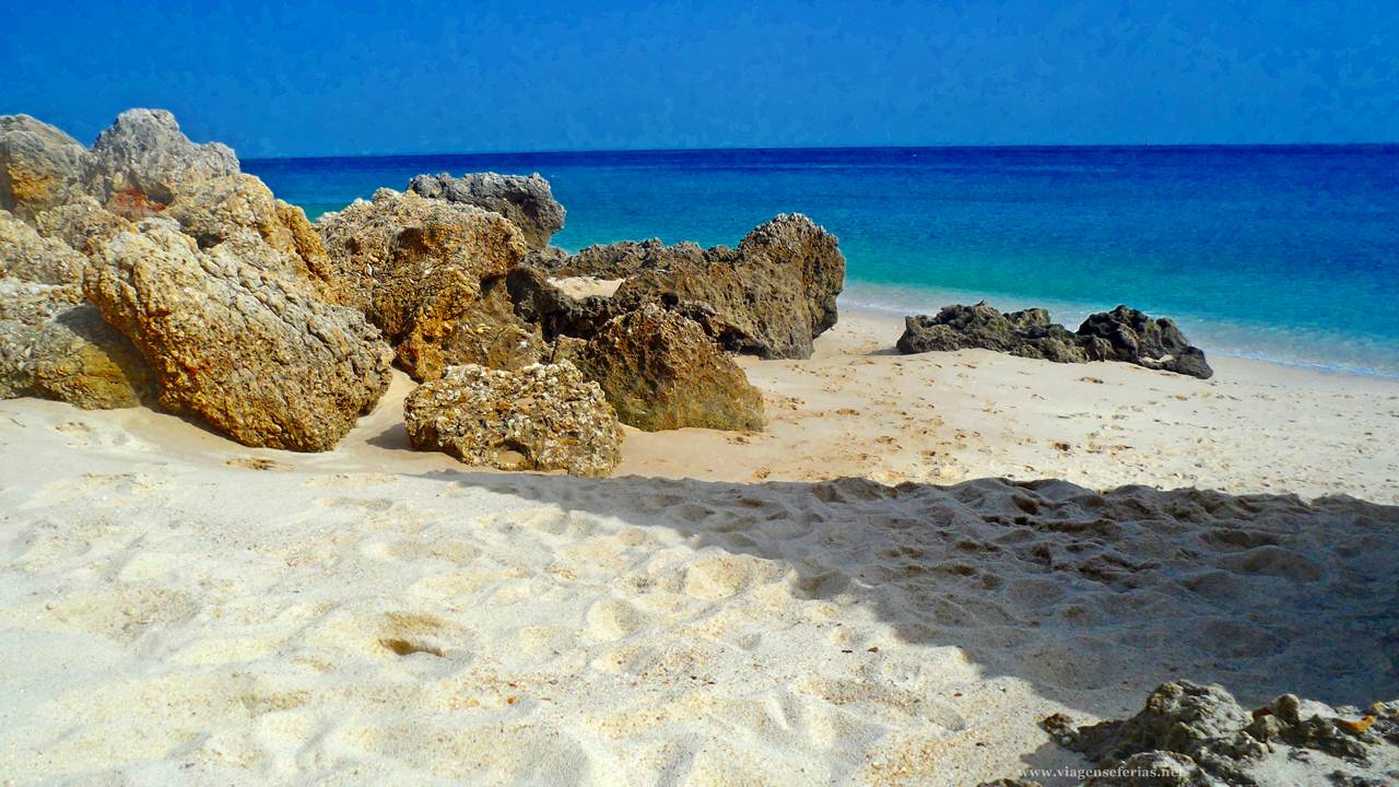 O areal na praia da Anicha no Parque Natural da Arrábida
