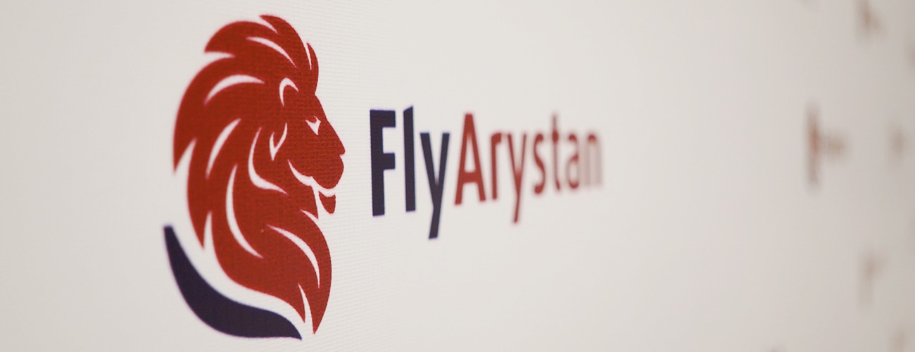 Logo da companhia aérea low cost flyArystan