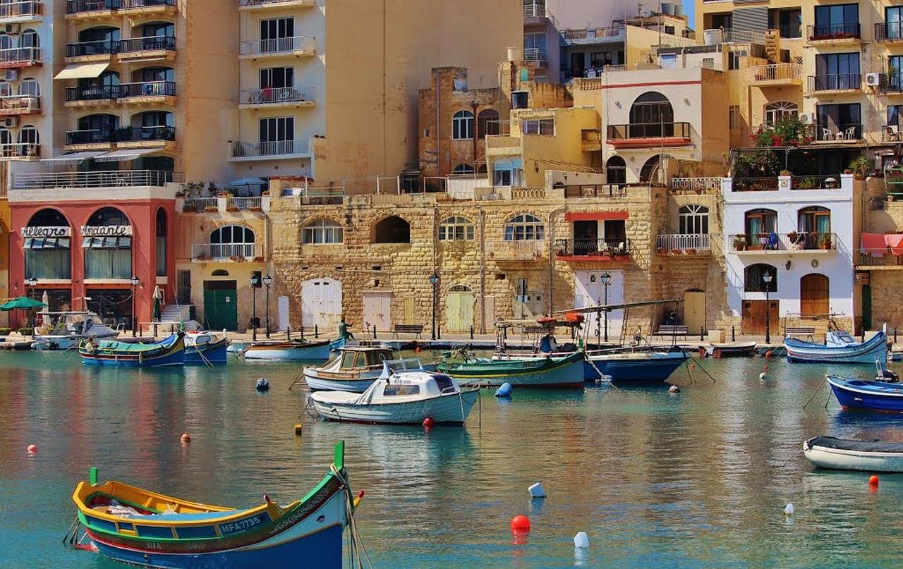 Pormenor de um porto em Valeta capital de Malta