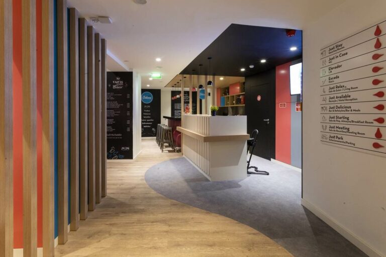 Recepção do Stay hotel Coimbra Centro